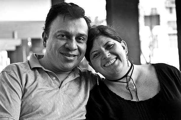 istock Hispanic mature couple on vacation 185258348