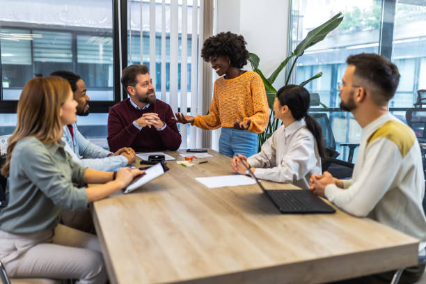 10,000+ Free Table Leader & Leader Images - Pixabay