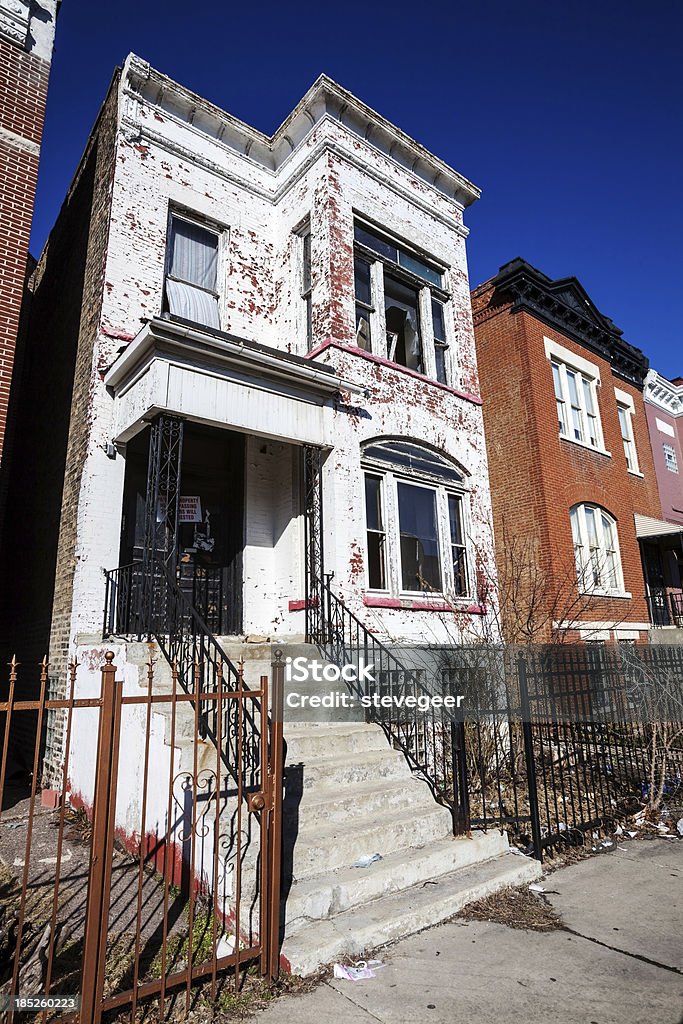 Derelict maison de style victorien à l'est de Garfield Park, Chicago - Photo de Chicago - Illinois libre de droits