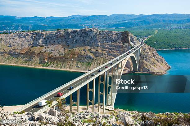 Auf Dem Weg Zum Sommerurlaub Stockfoto und mehr Bilder von Kroatien - Kroatien, Brücke, Auto