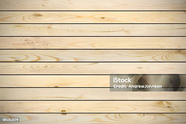 Wood Stockfoto und mehr Bilder von Holz - Holz, Holzterrasse, Bauholz