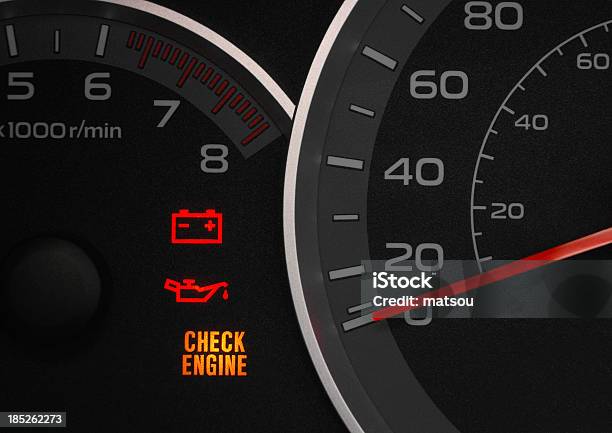 Проверка Двигателя Warning Light — стоковые фотографии и другие картинки Автомобиль - Автомобиль, Панель приборов, Осветительное оборудование