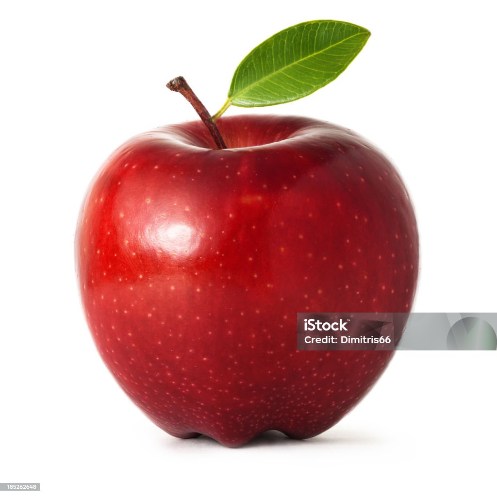 Pomme rouge avec feuilles isolé sur fond blanc - Photo de Pomme libre de droits