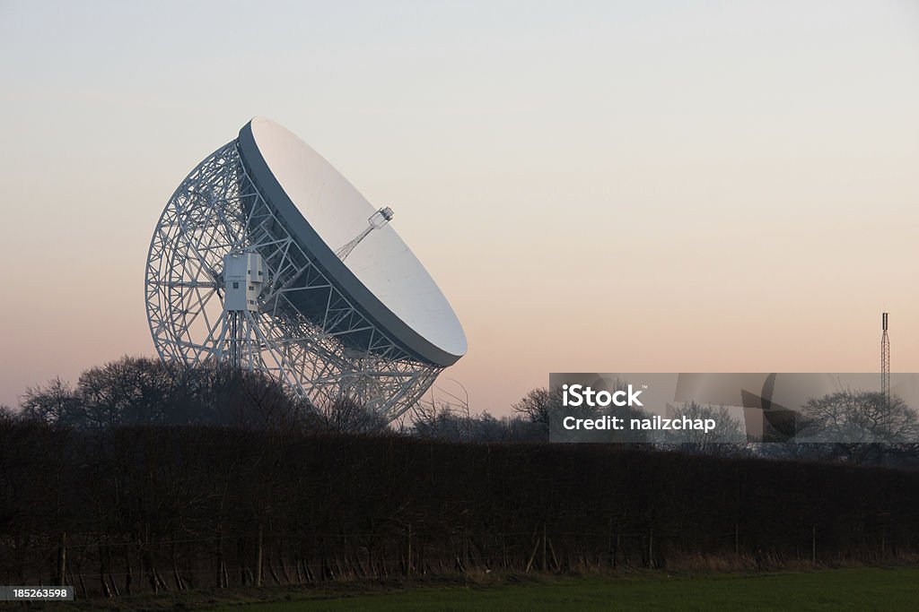 ロヴェル電波望遠鏡、Jodrell 銀行天文台 - ジョドレルバンク電波望遠鏡のロイヤリティフリーストックフォト