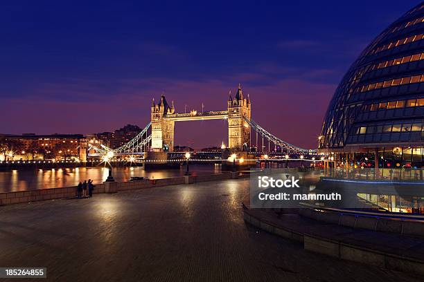 タワーブリッジロンドンの夜 - イギリスのストックフォトや画像を多数ご用意 - イギリス, イルミネーション, イングランド