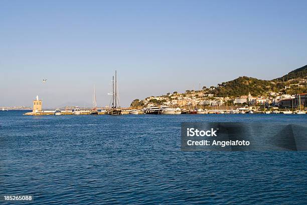 Photo libre de droit de Casamicciola Île Dischia La Baie De Naples Italie banque d'images et plus d'images libres de droit de Campanie