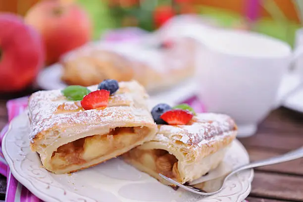 Apple strudel with vanilla sauce