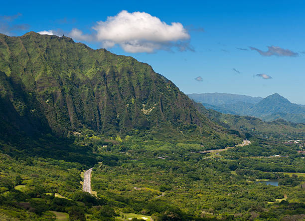 istock Nuuanu Pali Lookout 185265236