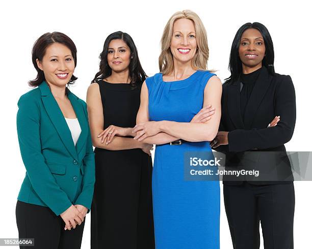 Rassen Businessfrauen Lächelnd Stockfoto und mehr Bilder von Geschäftsfrau - Geschäftsfrau, Multikulturelle Gruppe, Nur Frauen