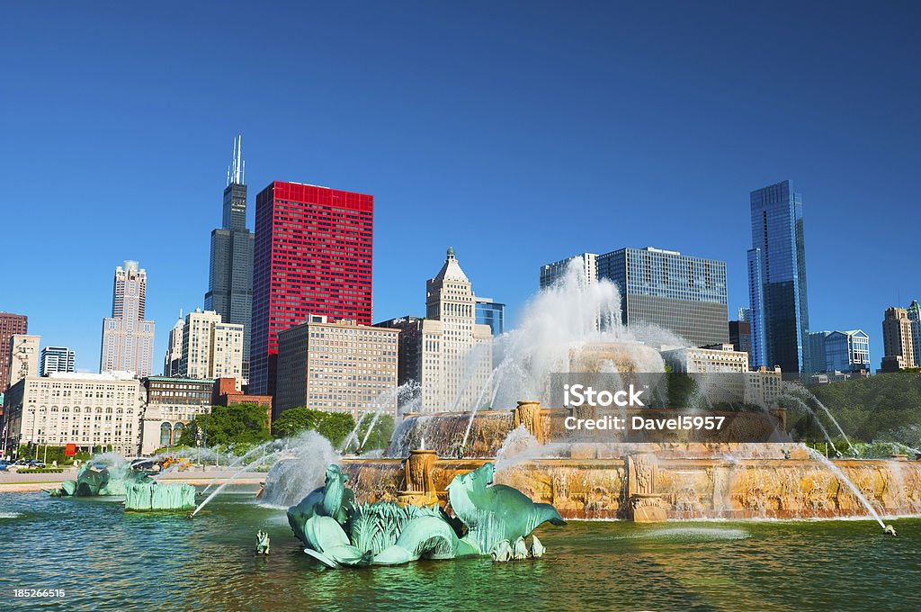 Ville de Chicago et de Buckingham Fountain - Photo de Arbre libre de droits