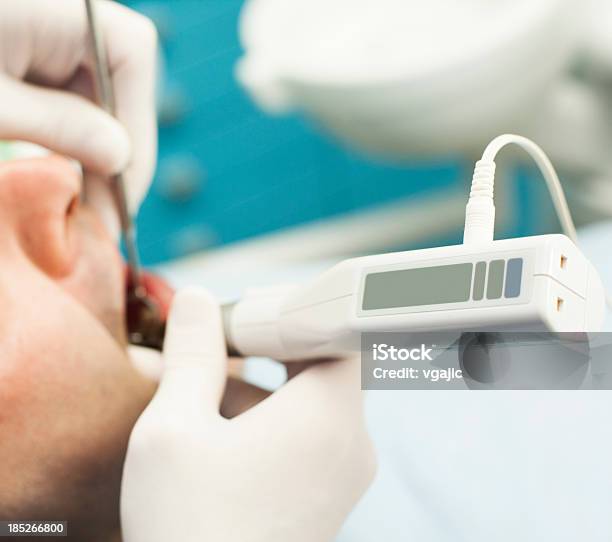患者の歯科雄 - 20代のストックフォトや画像を多数ご用意 - 20代, 2人, 30代
