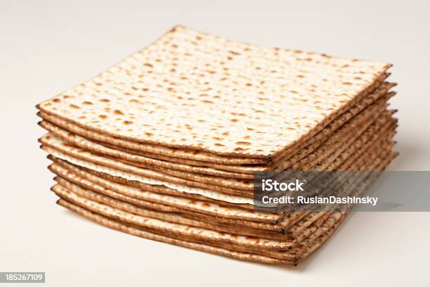 Foto de Páscoa Judaica Matzos e mais fotos de stock de Matzo - Matzo, Judaísmo, Pão sem Fermento