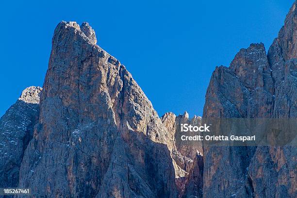 Montanhas Dolomitas Closeup - Fotografias de stock e mais imagens de Alpes Europeus - Alpes Europeus, Alto Adige, Ao Ar Livre