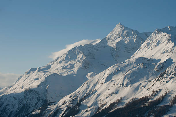 blick auf die berge, la rosière frankreich - snow winter mountain horizon over land stock-fotos und bilder