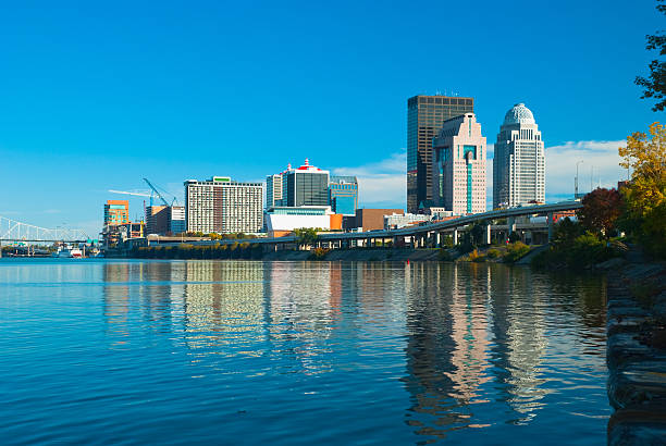 istock Louisville skyline and river reflection 185268613