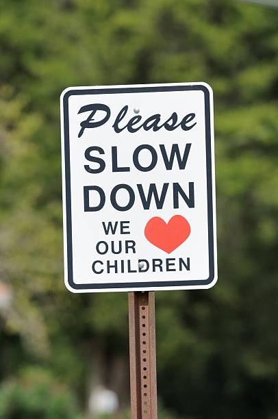 istock Please slow down we lover our children sign 185268692