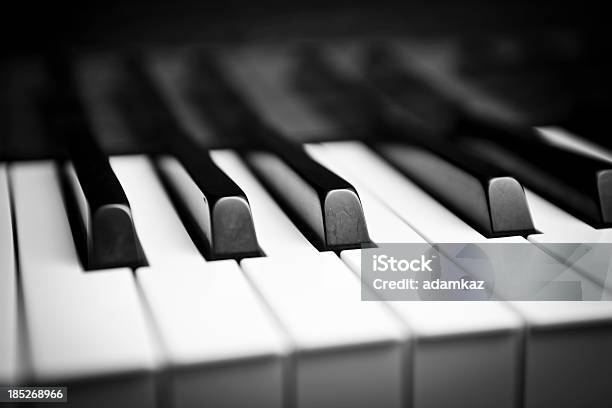 Piano De Cauda - Fotografias de stock e mais imagens de Piano - Piano, Tecla de Piano, Piano de Cauda