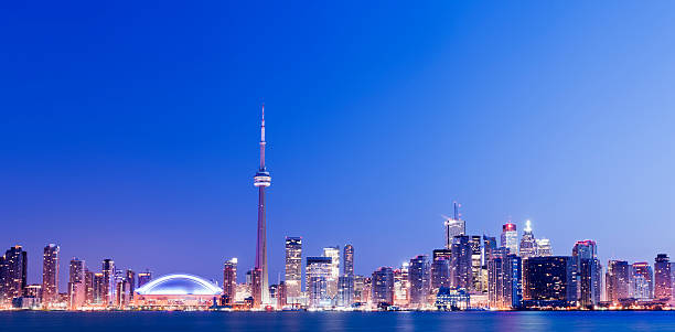istock Toronto City Skyline at Night in Canada 185270669