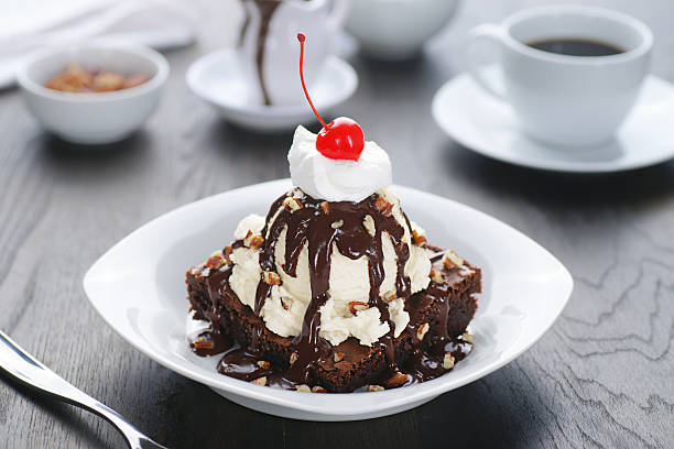 210+ Hot Fudge Sundae Stock Photos, Pictures & Royalty-Free Images