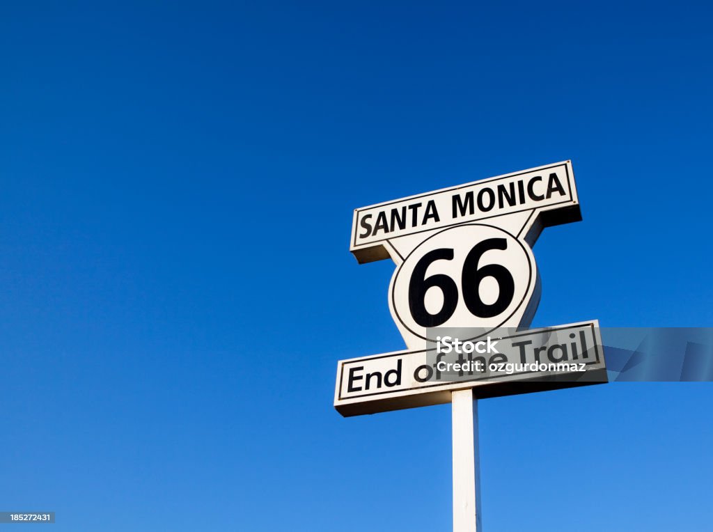 Маршрут 66 знак - Стоковые фото Санта-Моника роялти-фри