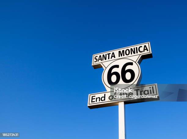 Маршрут 66 Знак — стоковые фотографии и другие картинки Санта-Моника - Санта-Моника, Шоссе 66, Американская культура
