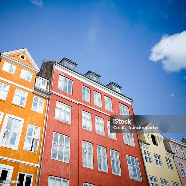 Nyhavn Multicolored Asamblea Fachada De Copenhague Foto de stock y más banco de imágenes de Aire libre - Aire libre, Antiguo, Arquitectura