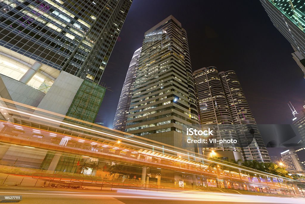 Colorida ciudad por la noche - Foto de stock de Aire libre libre de derechos