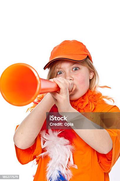 Felice Fan Arancione - Fotografie stock e altre immagini di Vuvuzela - Vuvuzela, 10-11 anni, Adolescente