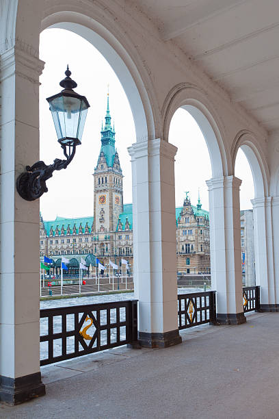 alster arcaden en hamburgo - stadtcentrum fotografías e imágenes de stock