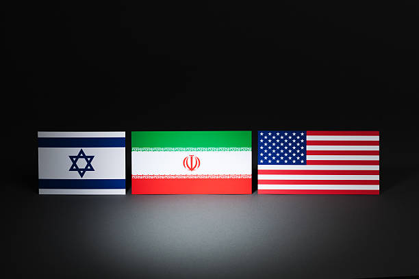 israele, iran e usa al centro della scena in spotlight - us state flag national flag flag three objects foto e immagini stock