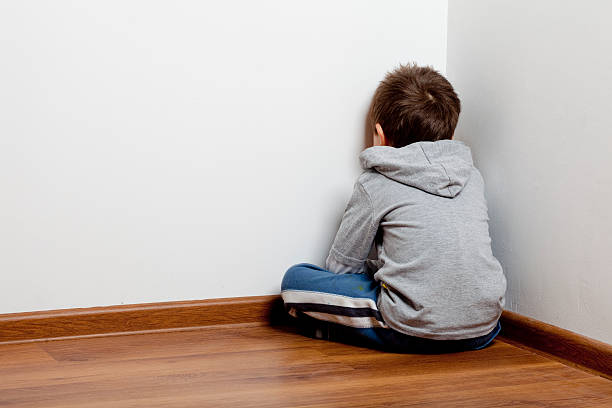 istock offended boy XXXL 185279537