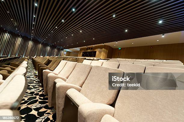 Cinema - Fotografias de stock e mais imagens de Aconchegante - Aconchegante, Arquitetura, Arte