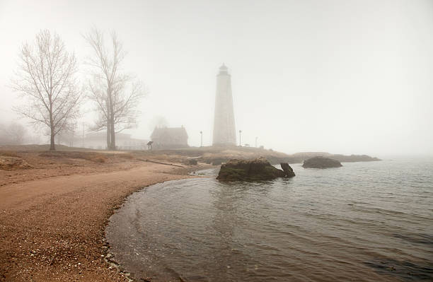 ライトハウスポイント - connecticut lighthouse new haven coastline ストックフォトと画像