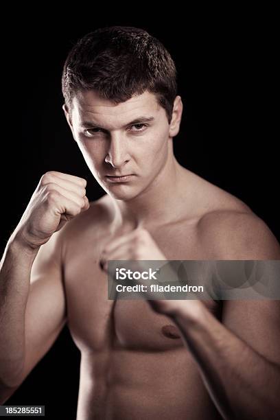 Fighter - zdjęcia stockowe i więcej obrazów 20-29 lat - 20-29 lat, Boks - sport, Ciało ludzkie