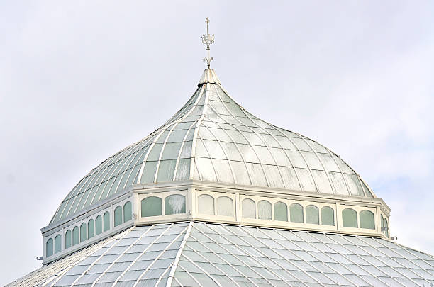 istock Victorian Style Greenhouse Roof 185286464