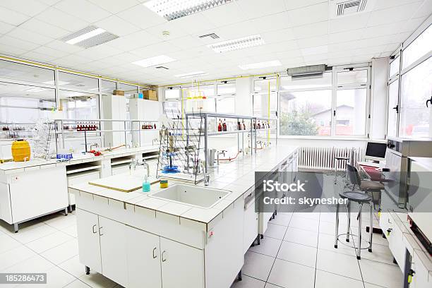 Chemischen Labor Stockfoto und mehr Bilder von Labor - Labor, Schulgebäude, Bildung