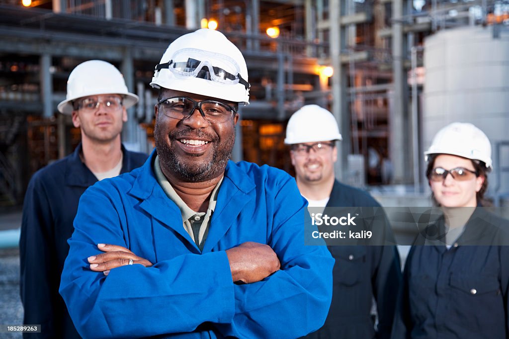 Arbeitnehmer im manufacturing plant - Lizenzfrei Berufliche Beschäftigung Stock-Foto