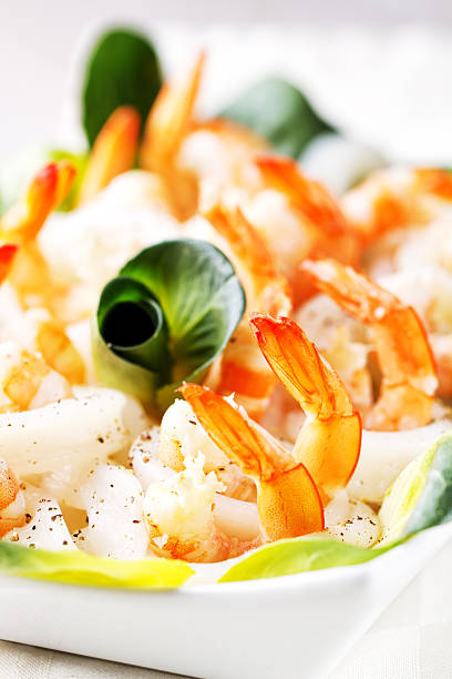istock Shrimp and squid salad 185289289