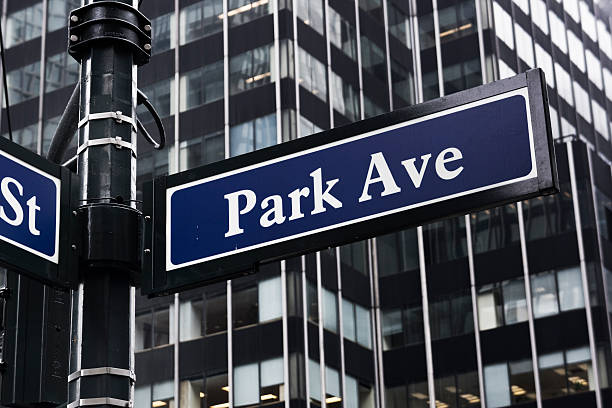 istock Park Avenue New York 185296138