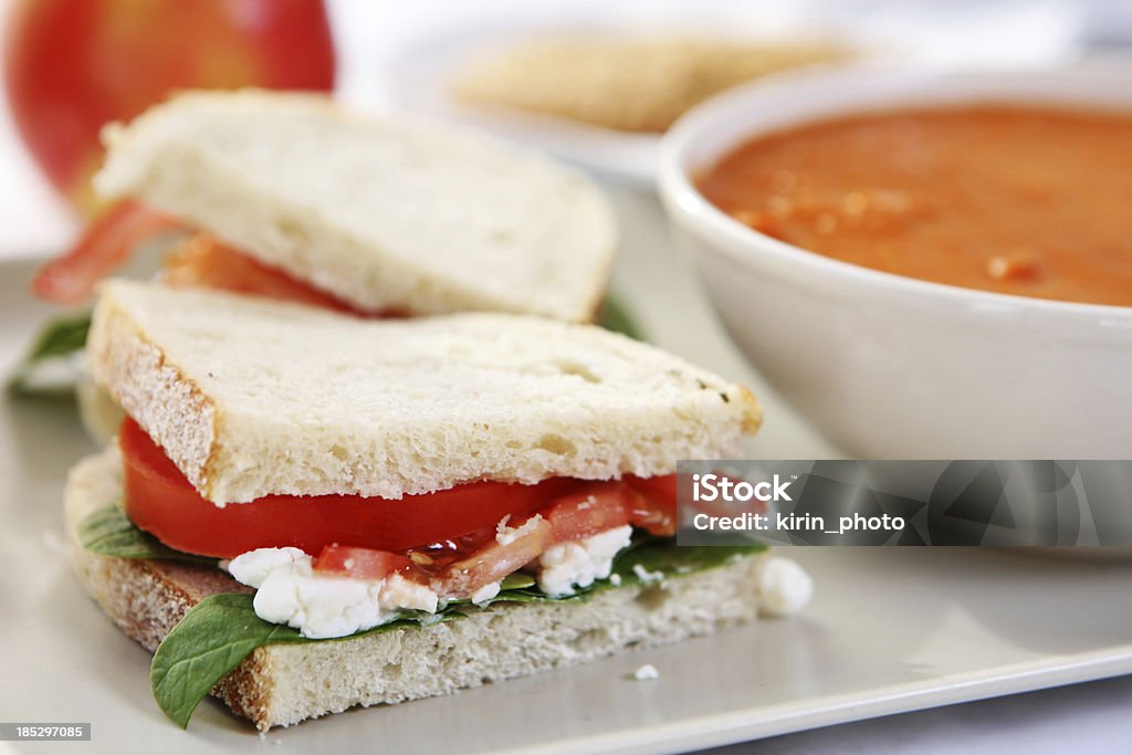 Almuerzo-sándwiches, sopa y la - Foto de stock de Bocadillo libre de derechos