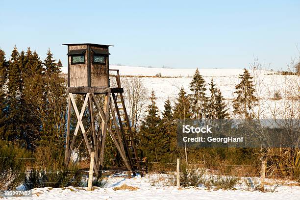 Hunting Lodge Stockfoto und mehr Bilder von Baum - Baum, Eingefroren, Eis