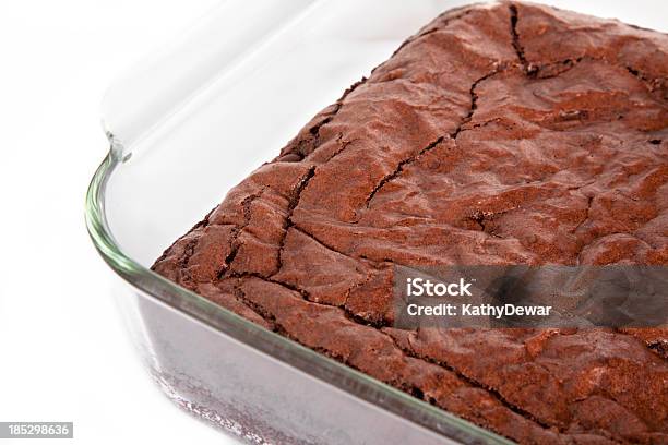 Foto de Brownie Assados e mais fotos de stock de Assado no Forno - Assado no Forno, Bolo, Bolo de Chocolate