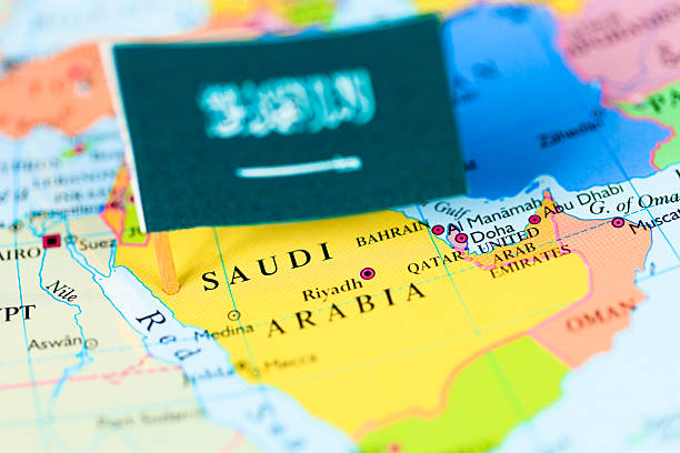 istock Map and flag of Saudi Arabia 185299231