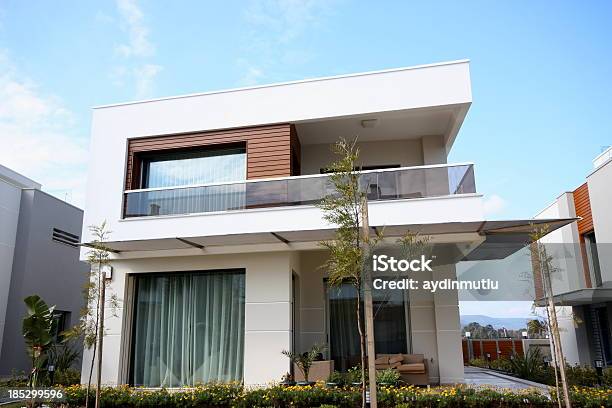 Luxo Villa - Fotografias de stock e mais imagens de Edifício residencial - Edifício residencial, Interior de Casa, Fachada