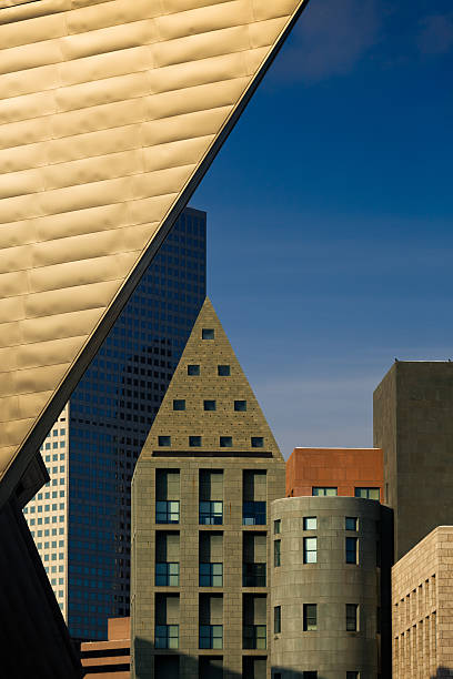 muzeum sztuki w denver i biblioteka complex - denver public library zdjęcia i obrazy z banku zdjęć