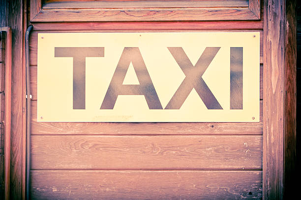 istock Taxi sign 185303724