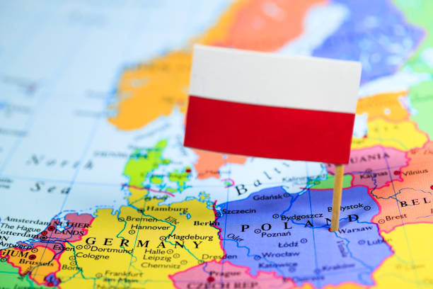 mapa e a bandeira da polônia - polish flag - fotografias e filmes do acervo