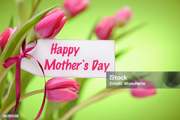 Różowe Tulipany W Zielonej Karty Z Dzień Matki - zdjęcia stockowe i więcej obrazów Alfabet - Alfabet, Bez ludzi, Bukiet