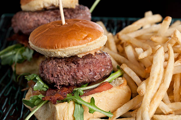 istock Mini Burgers and fries 185305936