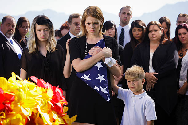 istock Family at a Funeral 185306913